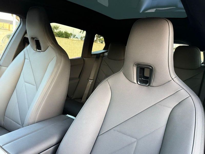 Used 2026 BMW iX xDrive45Image 23