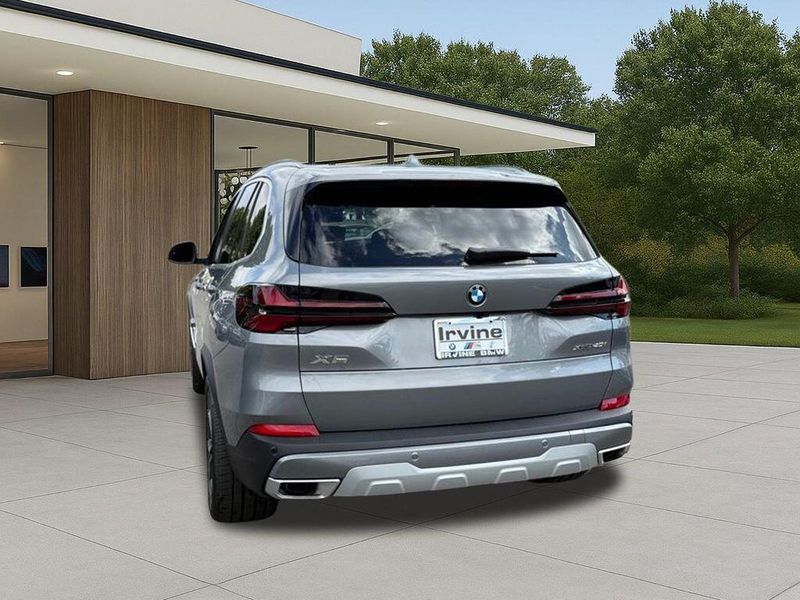New 2026 BMW X5 xDrive40iImage 12