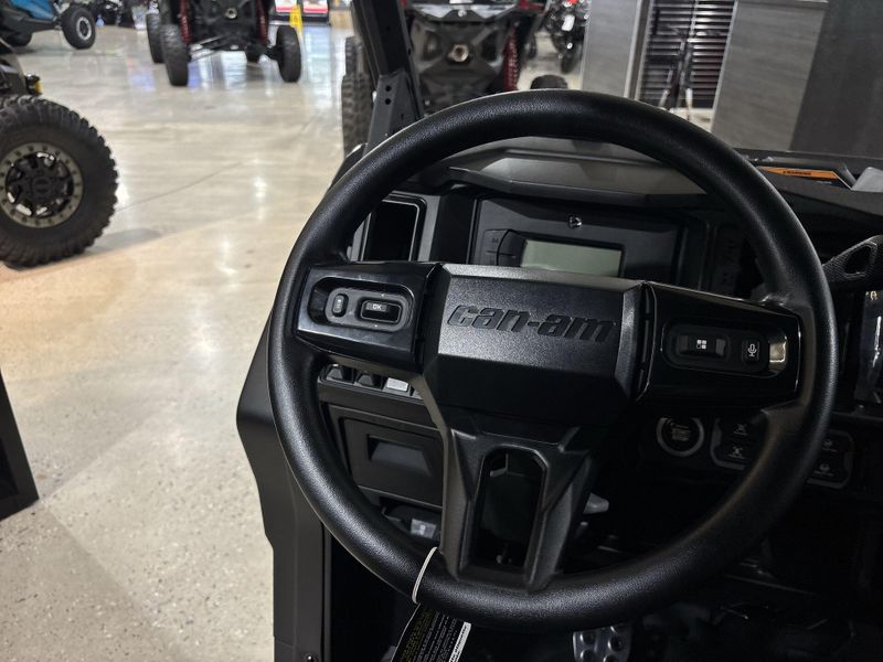 New 2026 Can-Am DEFENDER MAX XT HD11 WITH 10.25 IN. INFOTAINMENT Image 26