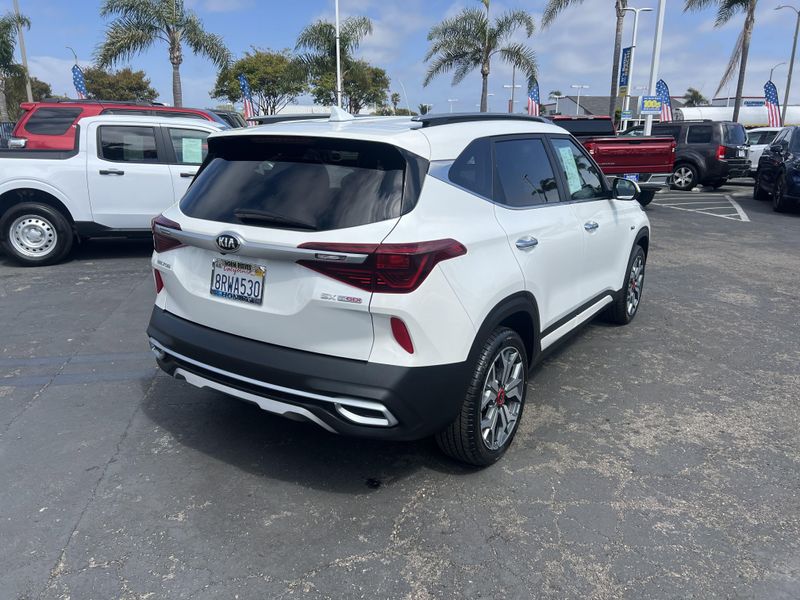2021 Kia Seltos SXImage 3