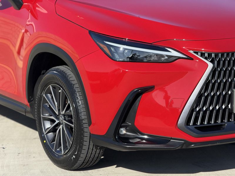 2024 Lexus NX 250Image 4