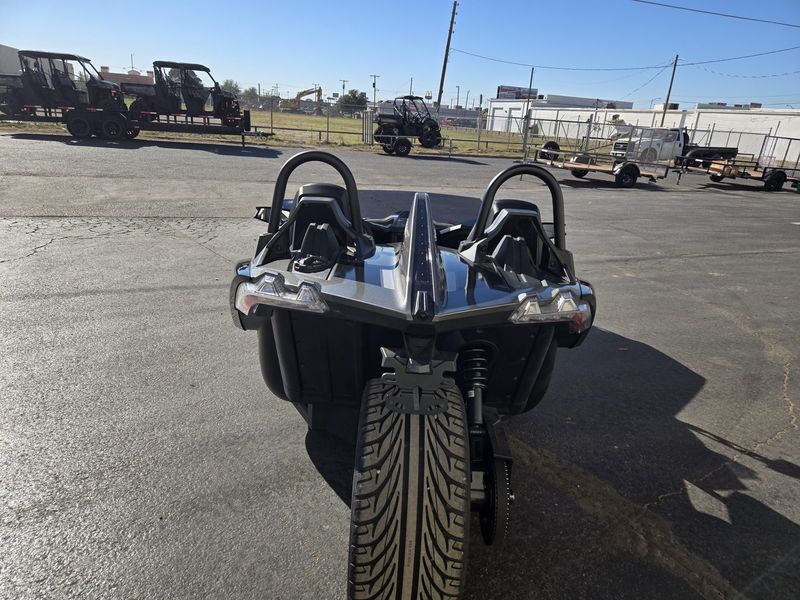 NEW 2025 POLARIS SLINGSHOT SLR AUTODRIVE Image 12