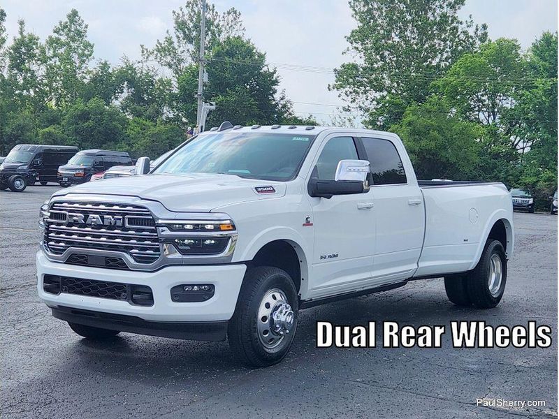 New 2026 RAM 3500 Limited Longhorn Crew Cab 4x4 8' Box