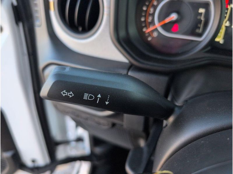 Used 2024 Jeep Wrangler WillysImage 26