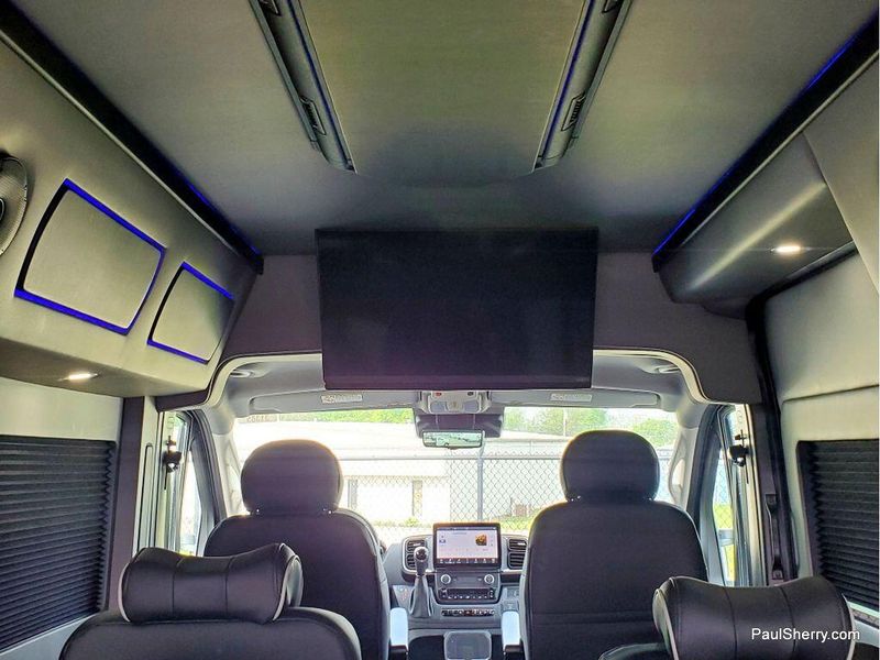 2024 RAM Promaster 3500 Slt+ Window Van High Roof 159