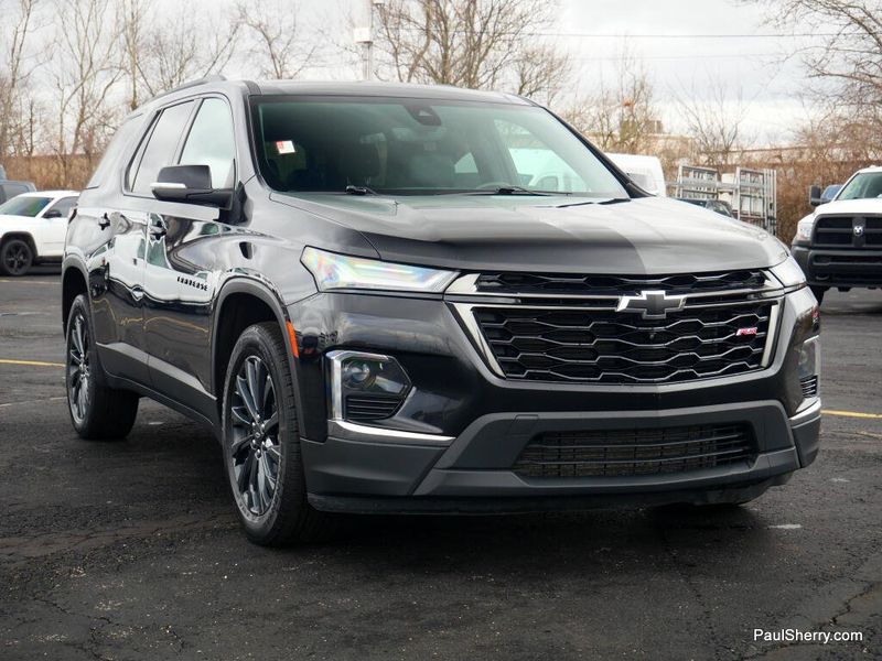 Used 2022 Chevrolet Traverse RS