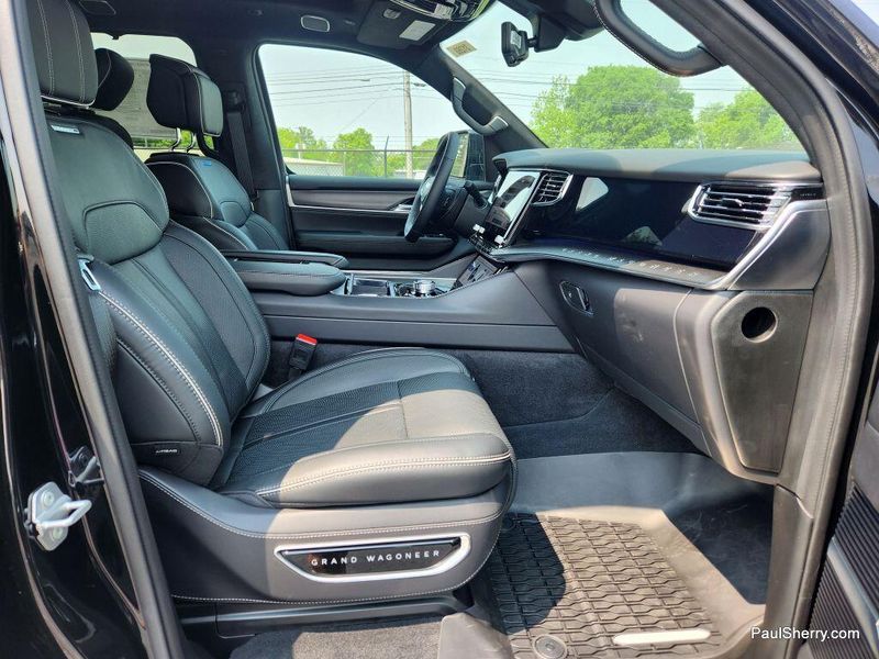 2024 Jeep Grand Grand Wagoneer Wagoneer L Obsidian 4x4Image 30