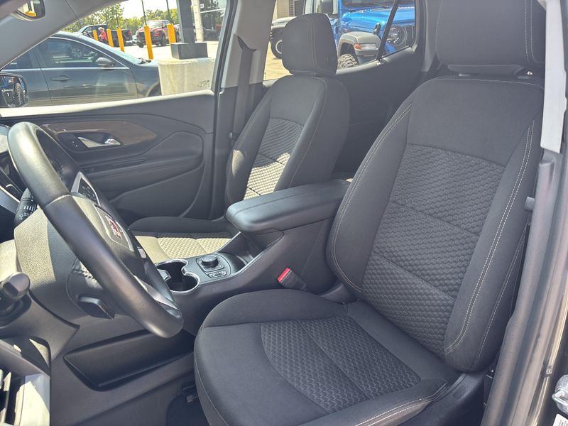 Used 2020 GMC Terrain SLEImage 13