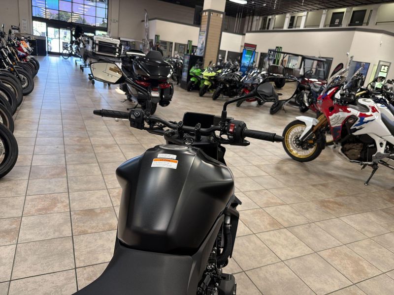 New 2026 Honda CB750 HORNET E-CLUTCH Image 25