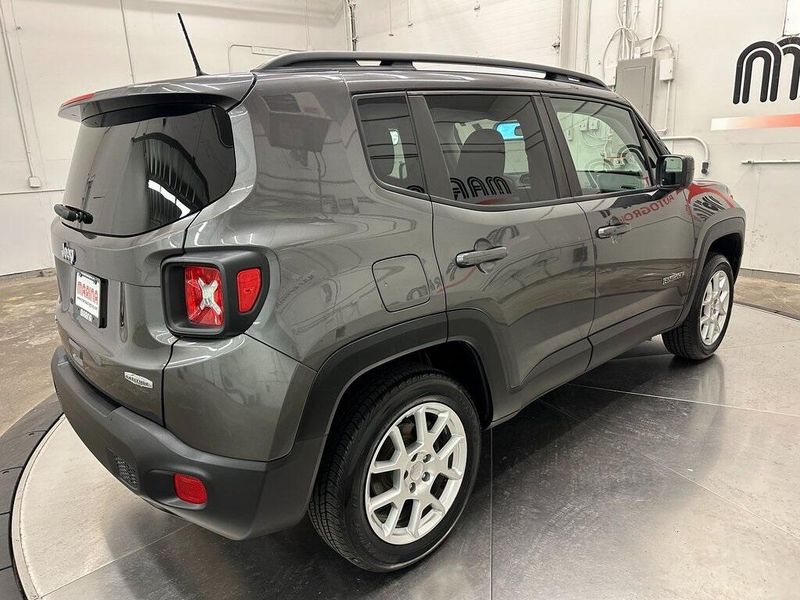 2020 Jeep Renegade LatitudeImage 15