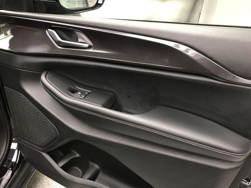 Used 2023 Jeep Grand Cherokee L AltitudeImage 23