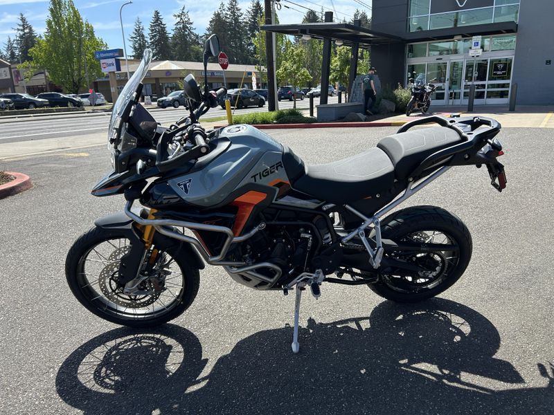 New 2026 Triumph TIGER 900 RALLY PRO DESERT EDITION 