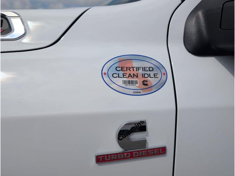 2025 RAM 4500 Tradesman Chassis Crew Cab 4x4 60