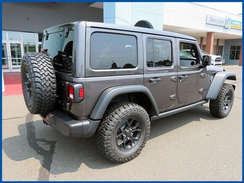 2025 Jeep Wrangler WillysImage 7