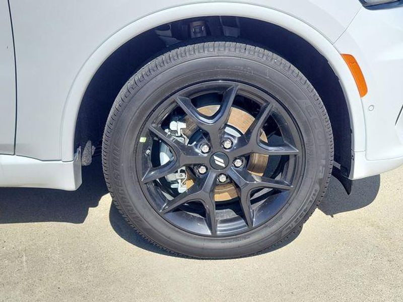 New 2026 Dodge Durango Gt Awd Hemi V8