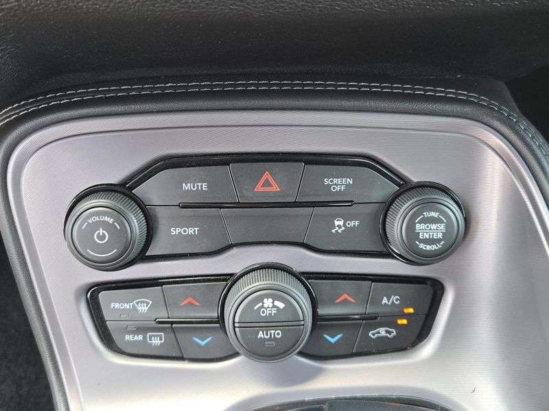 Used 2023 Dodge Challenger SXT RWD