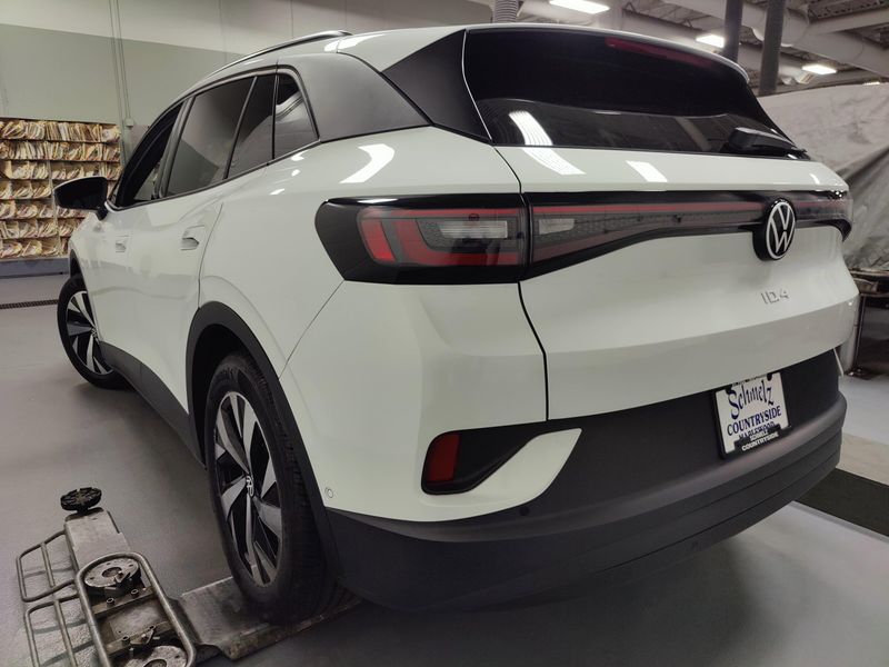Used 2023 Volkswagen ID.4 StandardImage 9