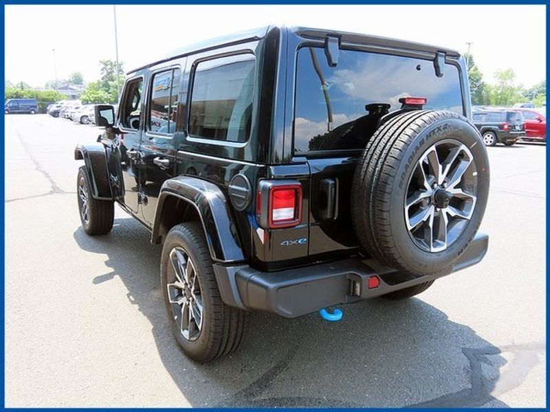 2024 Jeep Wrangler 4xE Sport S 4xeImage 5