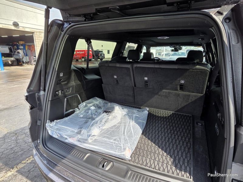 2026 Jeep Grand Wagoneer L Limited Reserve 4x4