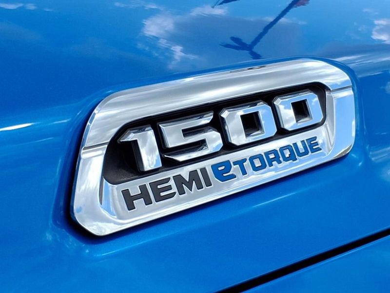 2024 Ram 1500 Big Horn photo 3