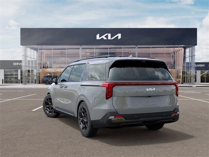 2025 Kia Carnival SXImage 4