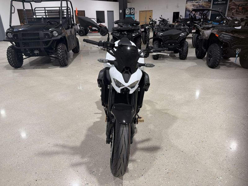 New 2026 Kawasaki Z900 ABS Image 12