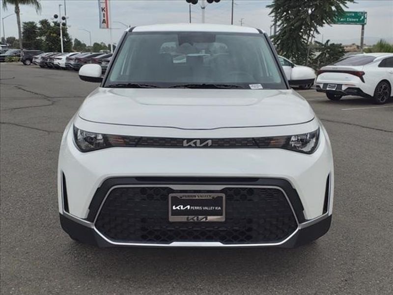 2025 Kia Soul LXImage 2