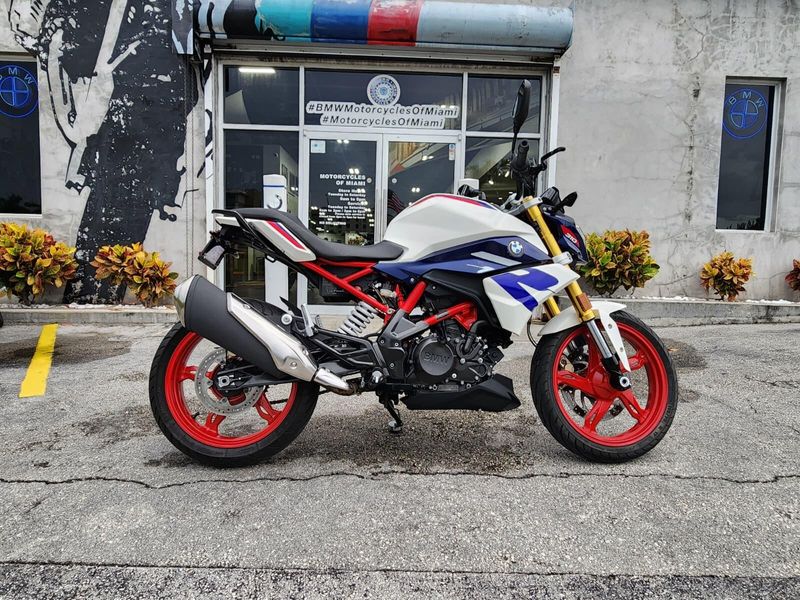 Used 2022 BMW G 310 R Image 11