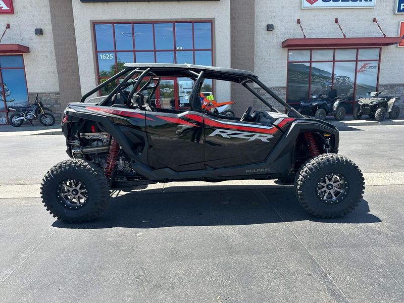 2025 Polaris RZR PRO XP 4 ULT 