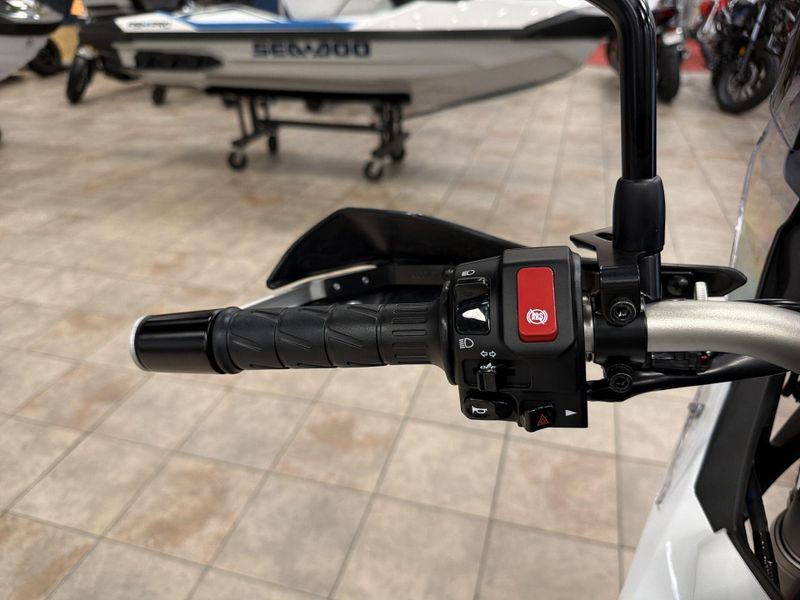 New 2026 Kawasaki KLE500 SE ABS Image 22