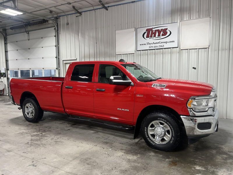 2019 RAM 2500 TradesmanImage 3