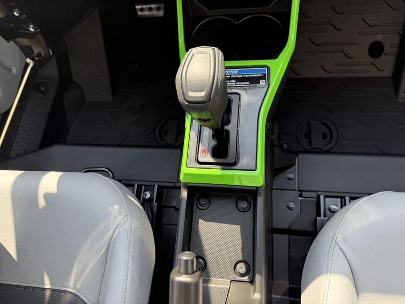 New 2026 Kawasaki TERYX5 H2 DELUXE ES Image 16