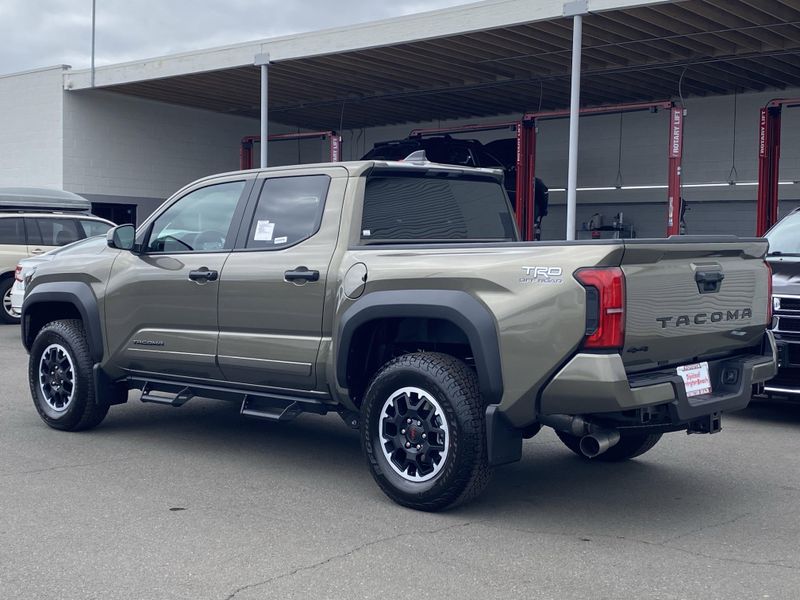 2025 Toyota Tacoma TRD Off RoadImage 5