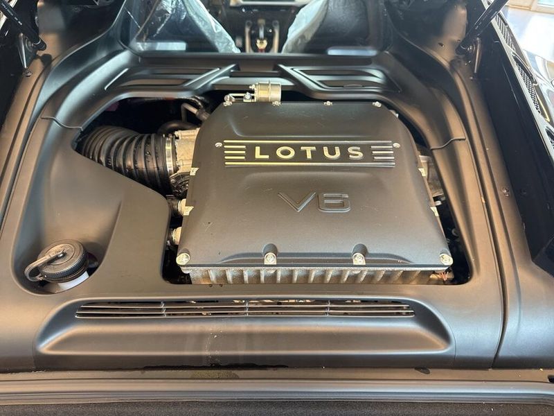 2025 Lotus Emira 
