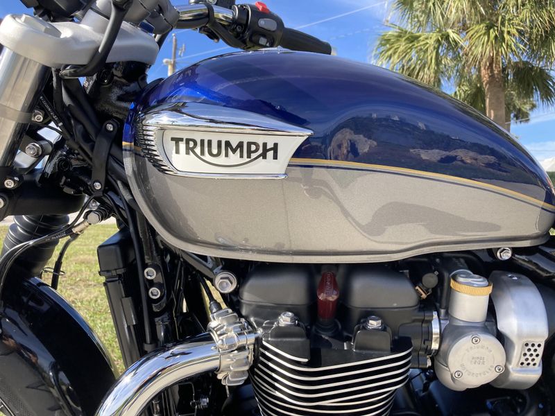 2025 Triumph Bonneville Speedmaster