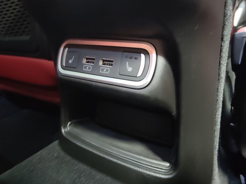2024 Alfa Romeo Stelvio Veloce Premium AWD w/Activ AsstImage 32