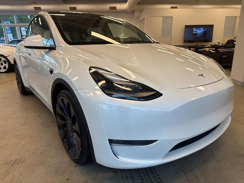 2023 Tesla Model Y Performance