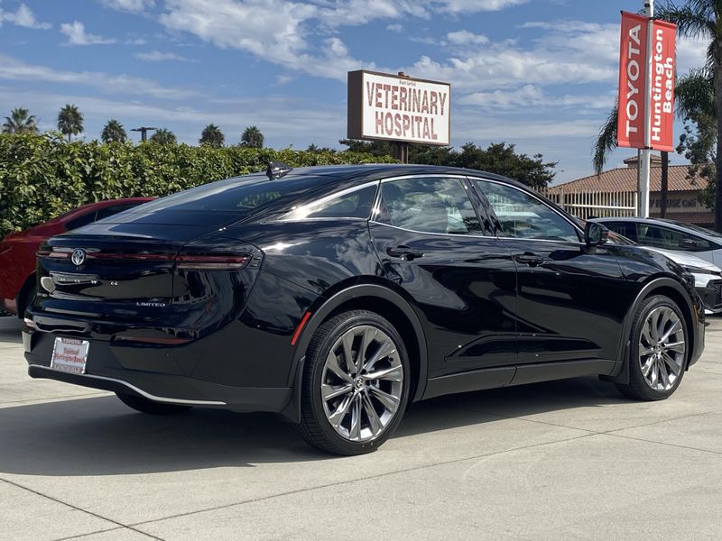 New 2026 Toyota Crown LimitedImage 3