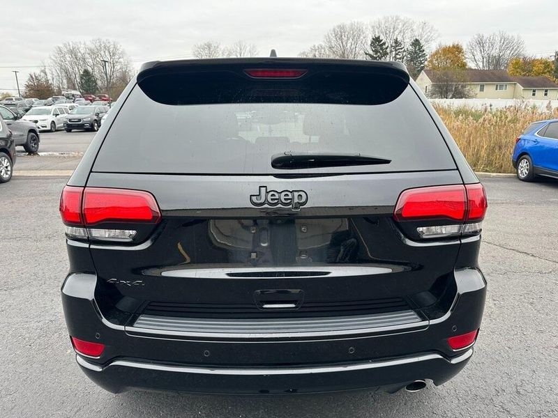 2017 Jeep Grand Cherokee AltitudeImage 14