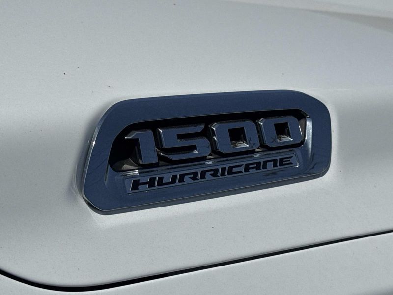 New 2026 RAM 1500 Laramie Crew Cab 4x4 6'4' Box