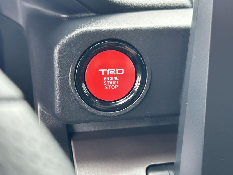 Used 2024 Toyota Tacoma TRD SportImage 25