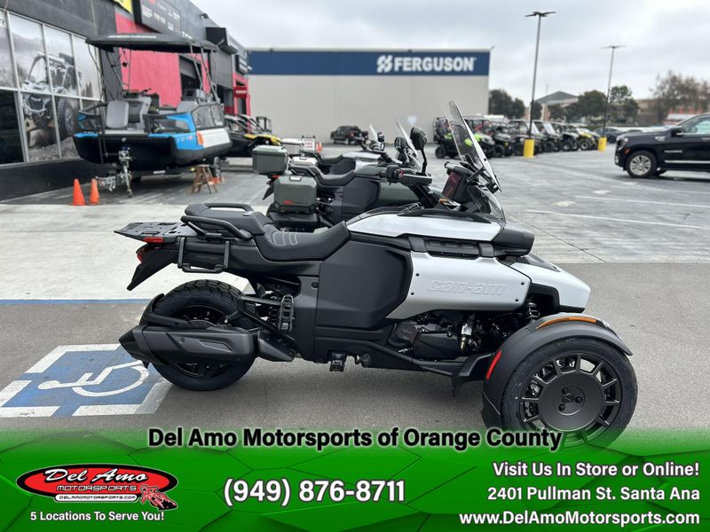 2025 Can-Am CANYON STANDARD Image 1