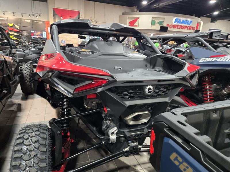 2025 Can-Am MAVERICK R MAX X 999T DCT LEGION REDImage 8