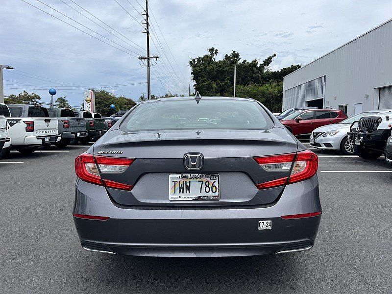 2019 Honda Accord 4d LX 1.5LImage 4