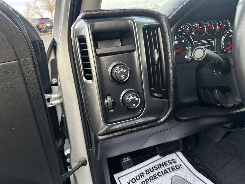 2019 Chevrolet Silverado 2500HD LTImage 23