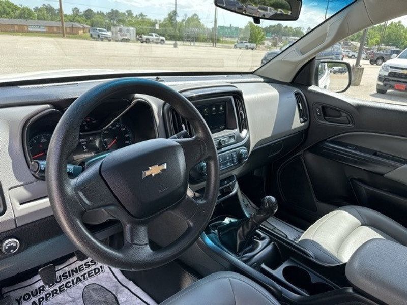 2019 Chevrolet Colorado BaseImage 12