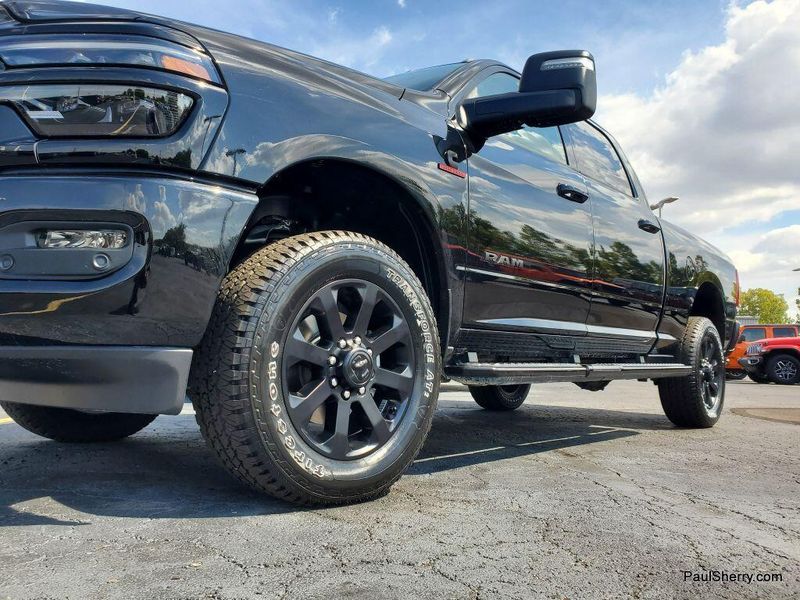 New 2026 RAM 2500 Laramie Crew Cab 4x4 6'4' Box