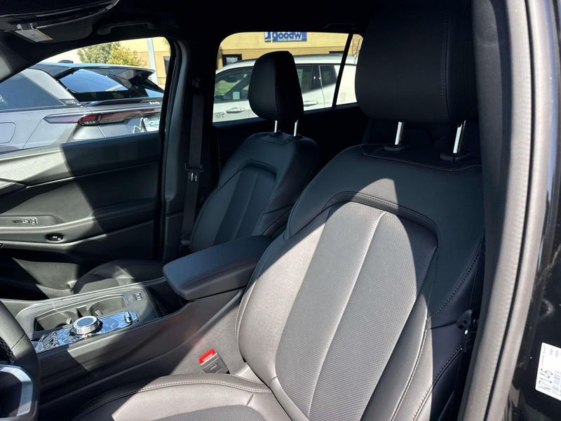 New 2026 Jeep Cherokee Limited 4x4