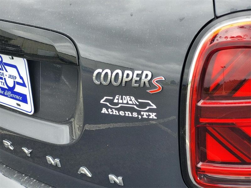 2021 MINI Countryman ClassicImage 10