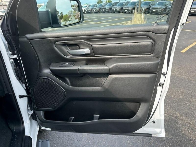 2024 RAM 1500 TradesmanImage 25